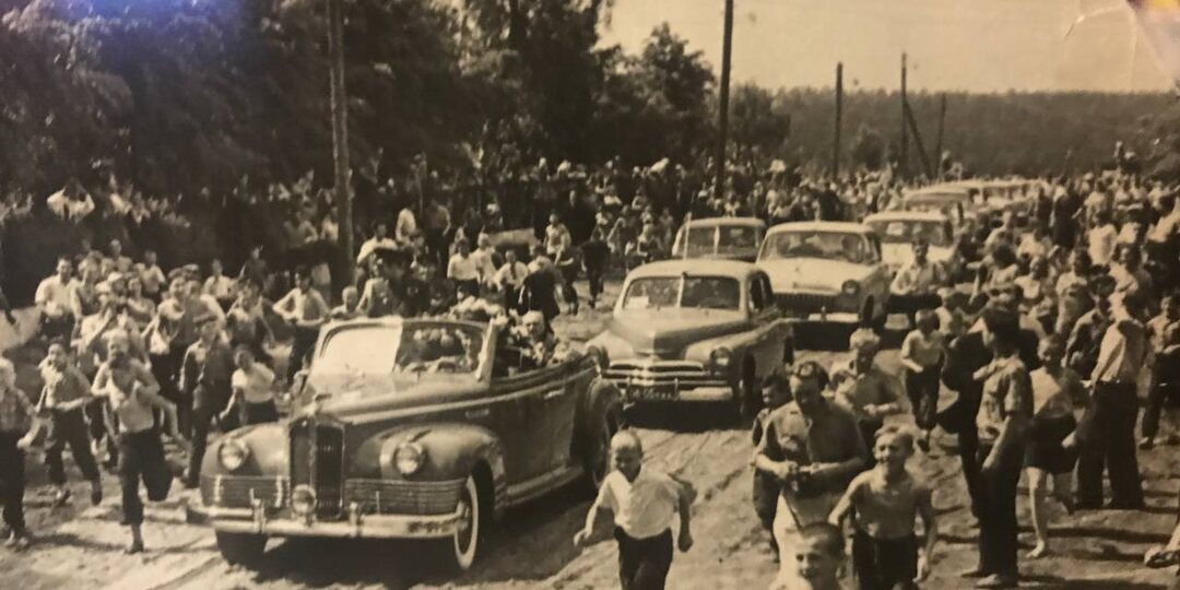 С Днём космонавтики