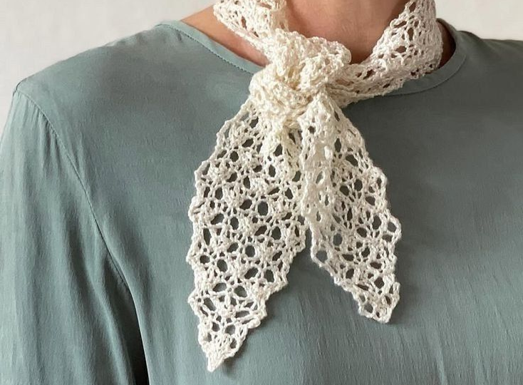 Милые шарфики из остатков пряжи