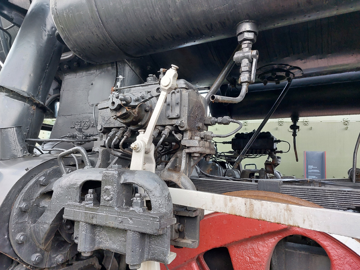 Пресс-аппарат слева