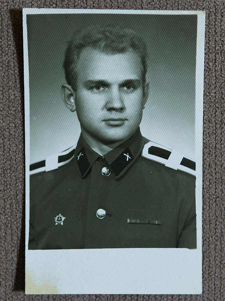    Старший сержант Гуров. Рига, 1969 год / Фото: Елена Журавлёва/личный архив Александра Гурова