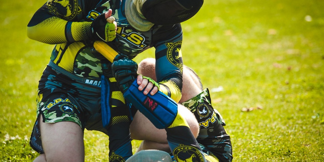 Для чего нож и навыки ножевого боя, тебе? Ты возможно себе придумал - ножевой бой!