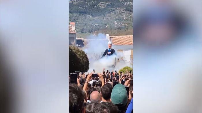 Обложка © Х / Ibon Perez