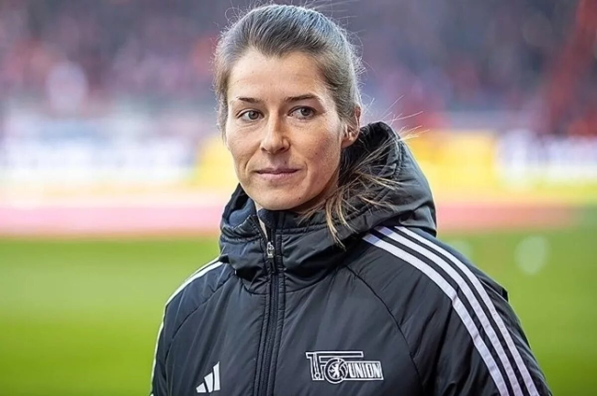    В Германии тренером мужского клуба Бундеслиги впервые стала женщина