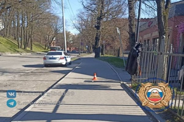 На Литовском валу самокатчик сбил пенсионера и скрылся с места ДТП