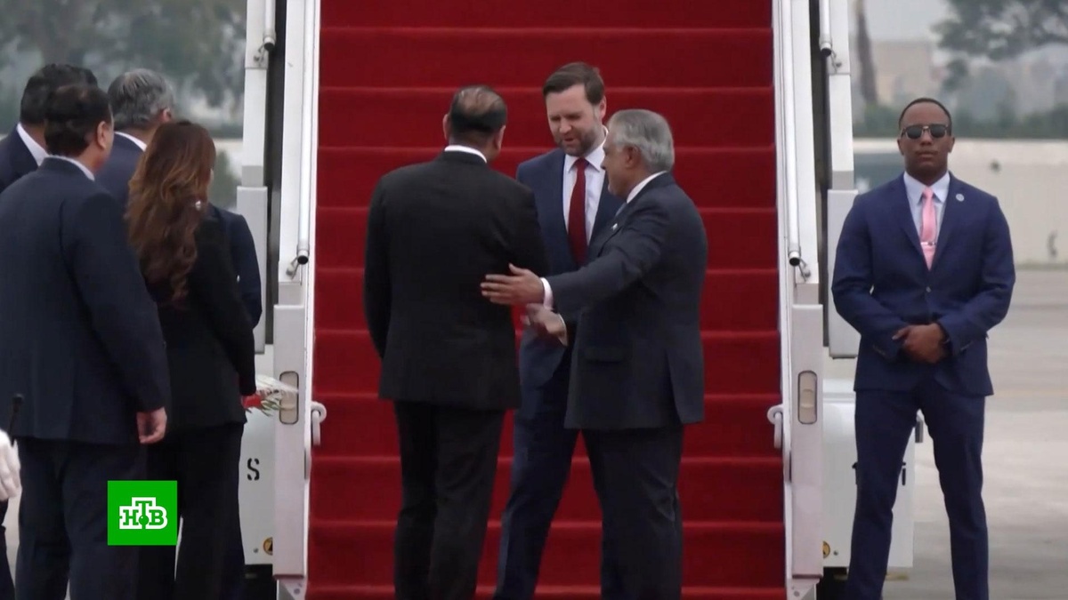    Вэнс заявил о неудаче в переговорах с иранцами в Исламабаде