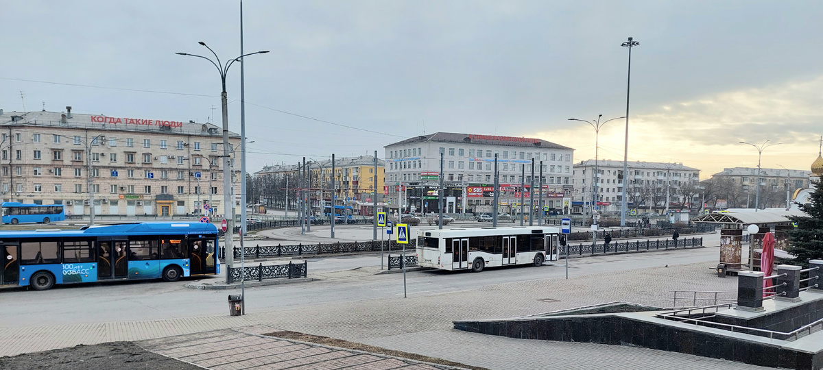 Уже начиная с вокзала это очень красивый город. 