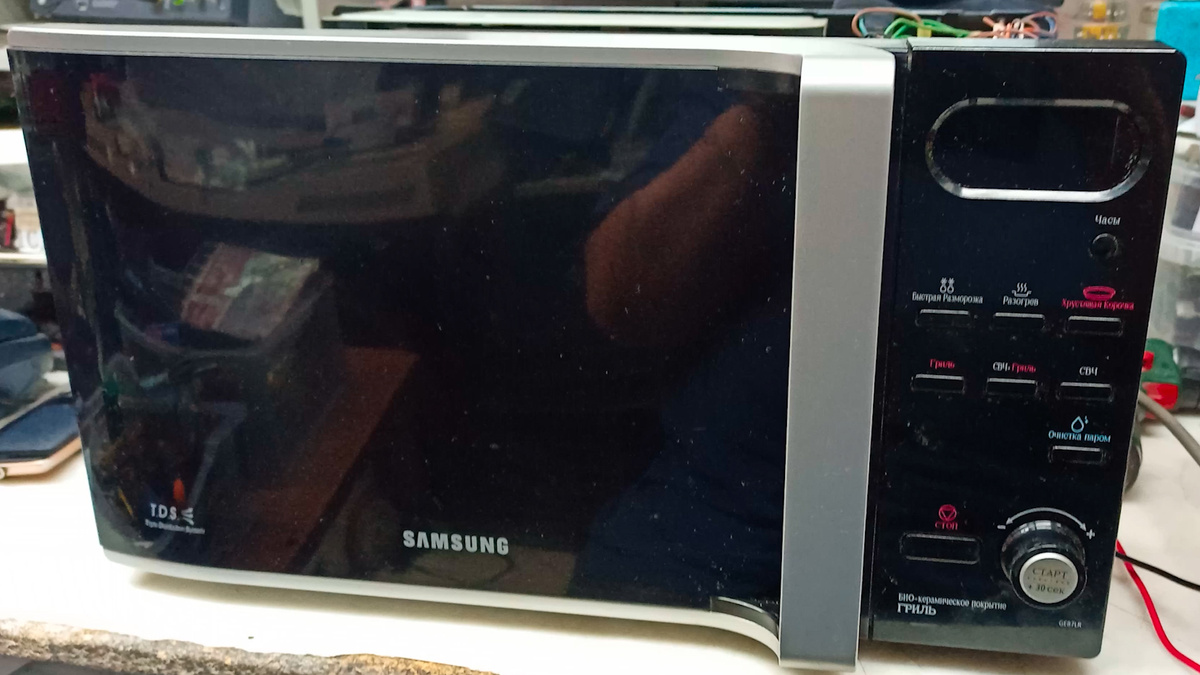 Микроволновая печь Samsung GE87LR