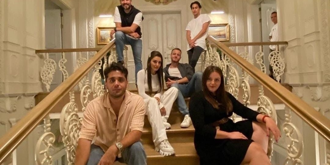 Прощание с "Дверкой": как это было... Керем Бюрсин, Аныл Ильтер, Ханде Эрчел и не только они.