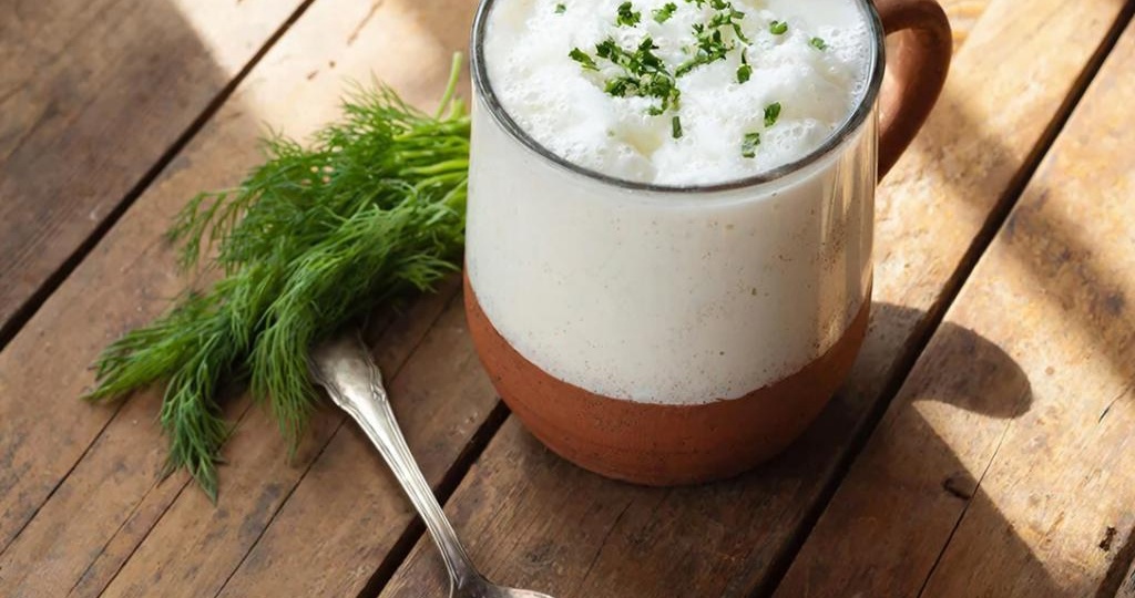 Живой эликсир апреля: почему домашний айран — это лучший способ «включить» организм после зимы