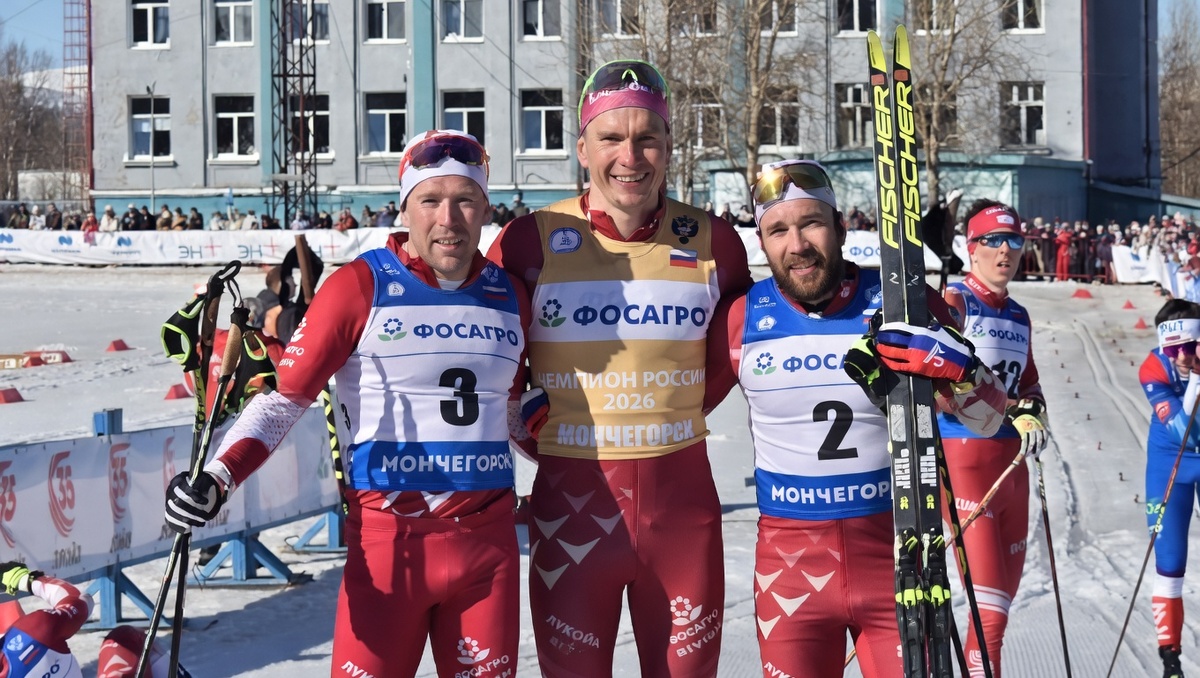    Александр Большунов выиграл 70-километровый марафон в Мончегорске. Фото: пресс-служба ФЛГР