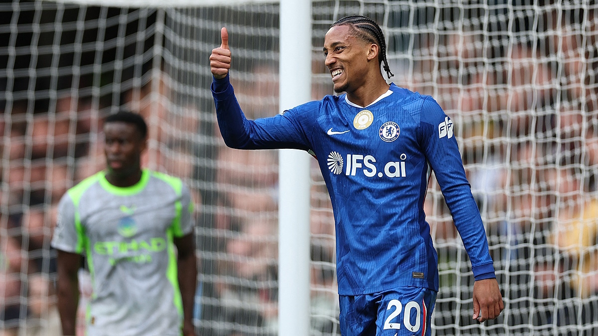    "Челси" и "Манчестер Сити" играют 12 апреля в матче АПЛ. Фото: Action Images via Reuters/Paul Childs