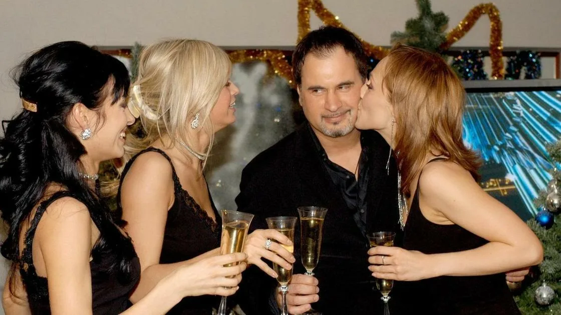 Альбина заменила Анну Седокову, ушедшую в декрет.