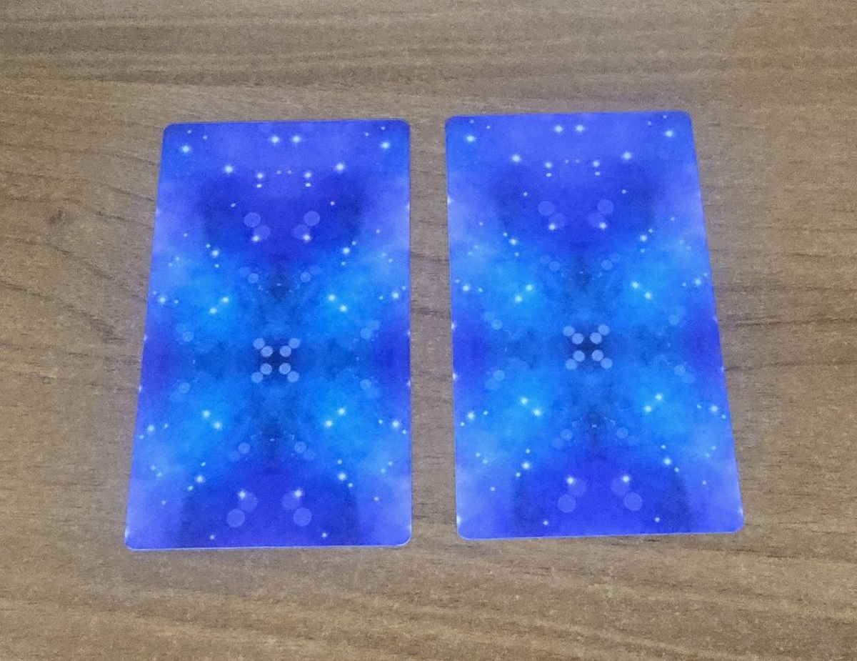 выбирайте свой вариант слева направо 1 и 2