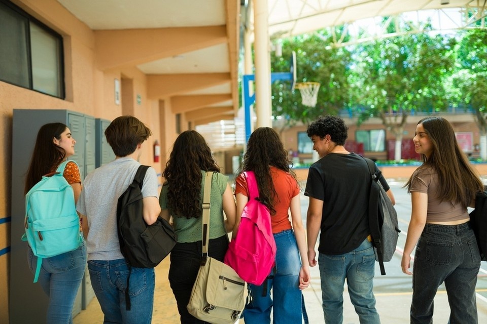    Перед исчезновением девочка познакомилась с местным парнем, который убеждал ее сбежать из семьи. Фото: antoniodiaz/Shutterstock/Fotodom