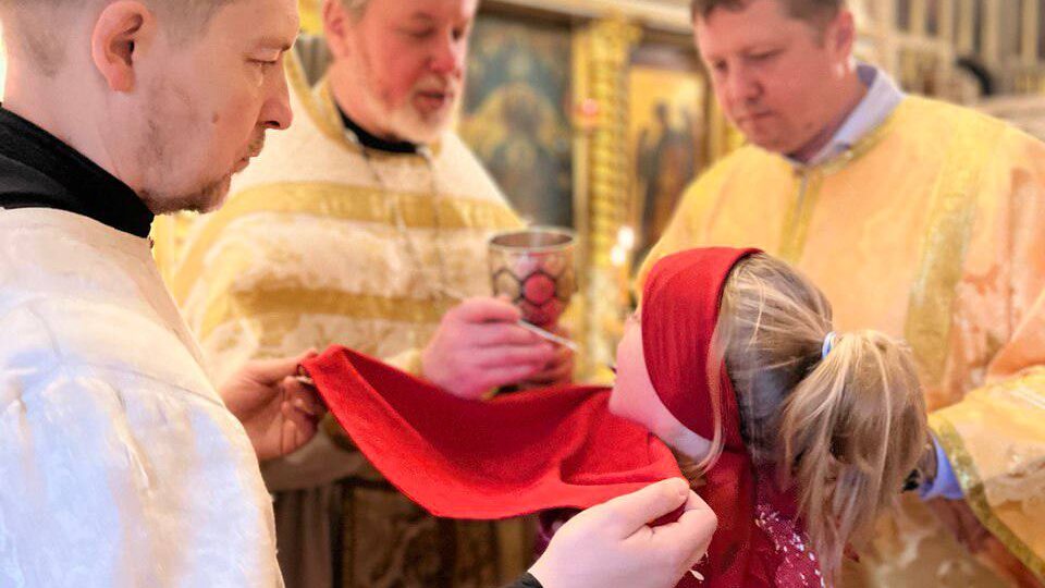 Как причащаться на Светлой седмице