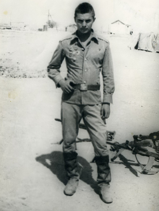 Военнослужащий ПВ КГБ СССР М. Исмагилов