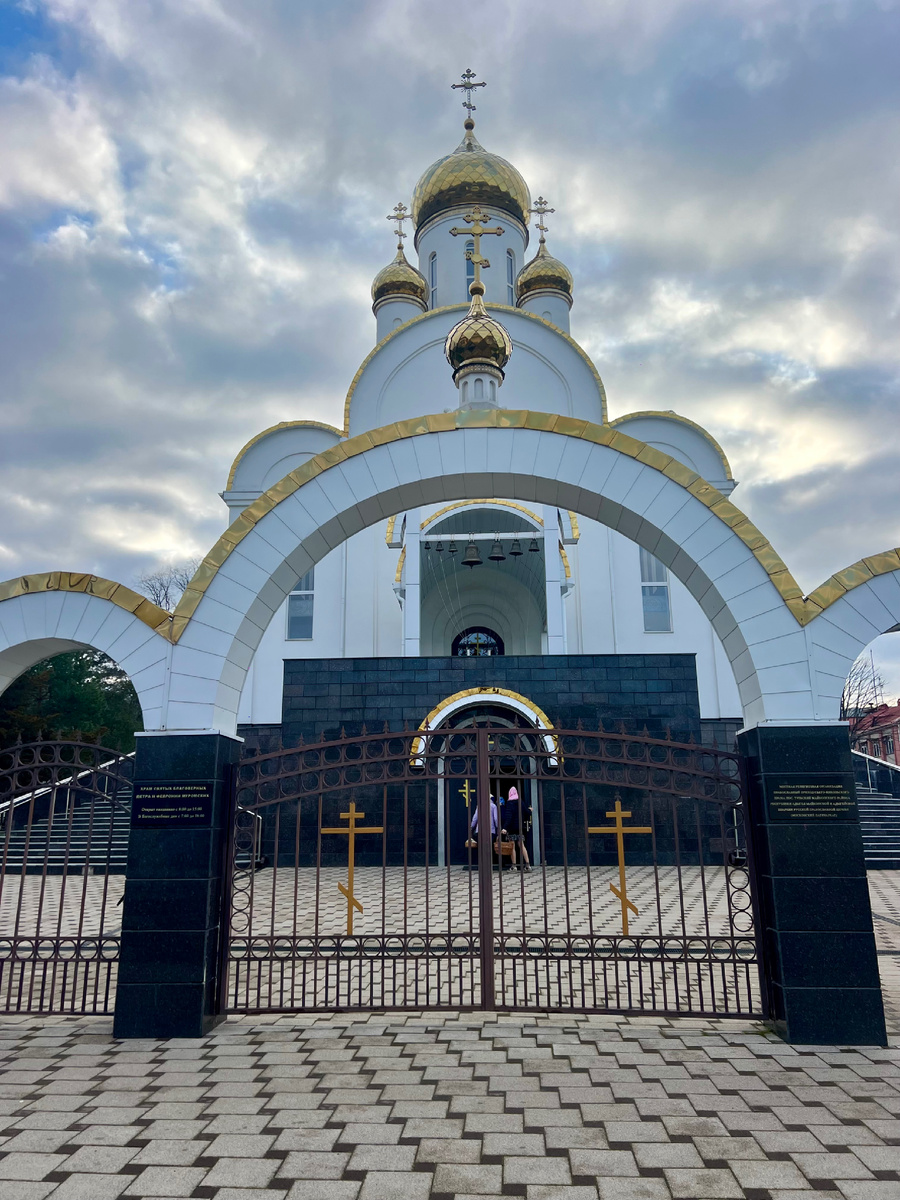 Свято-Никольский храм в Тульском. Фото автора