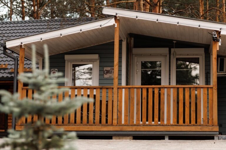 домик на горке