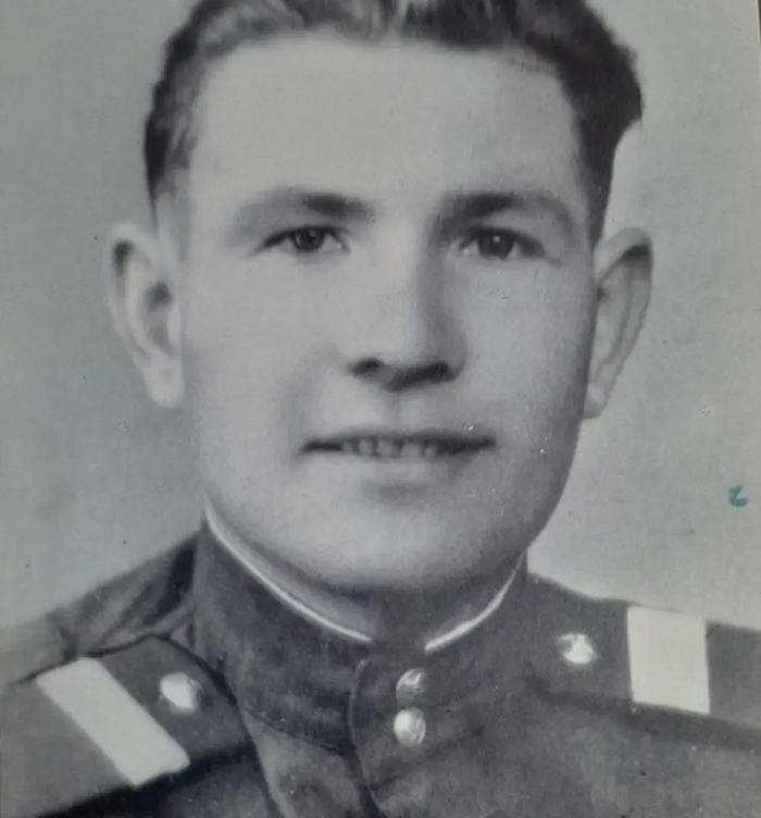 Старший сержант Таманской дивизии Фёдор Барилов, 1947 год.