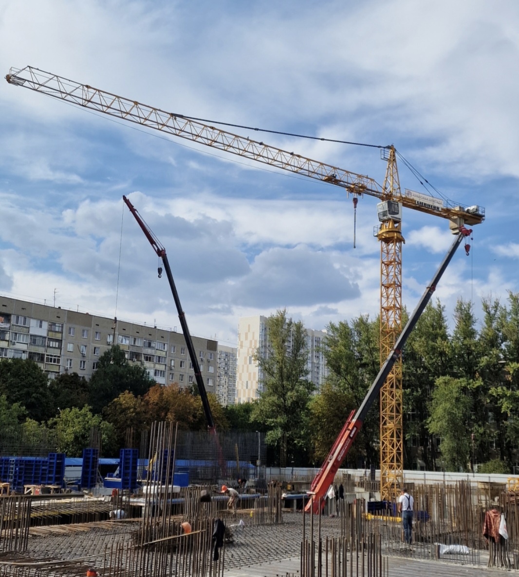 Аренда башенного крана Liebherr 132