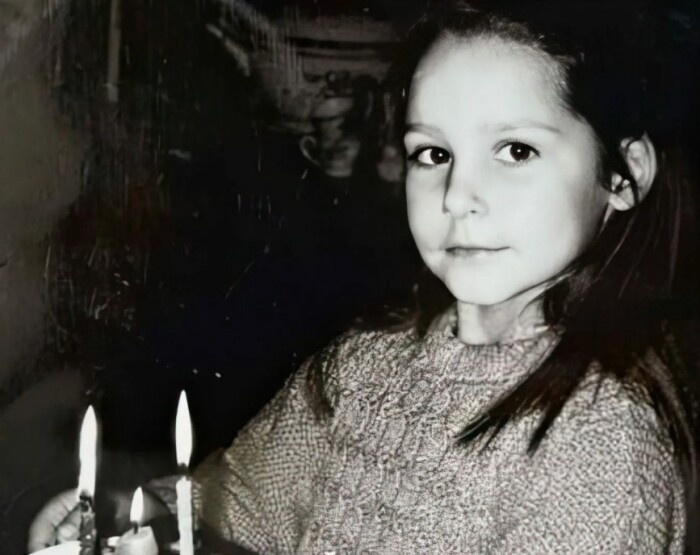    Глафира Тарханова в детстве, когда ещё не знала о своём актёрском призвании.