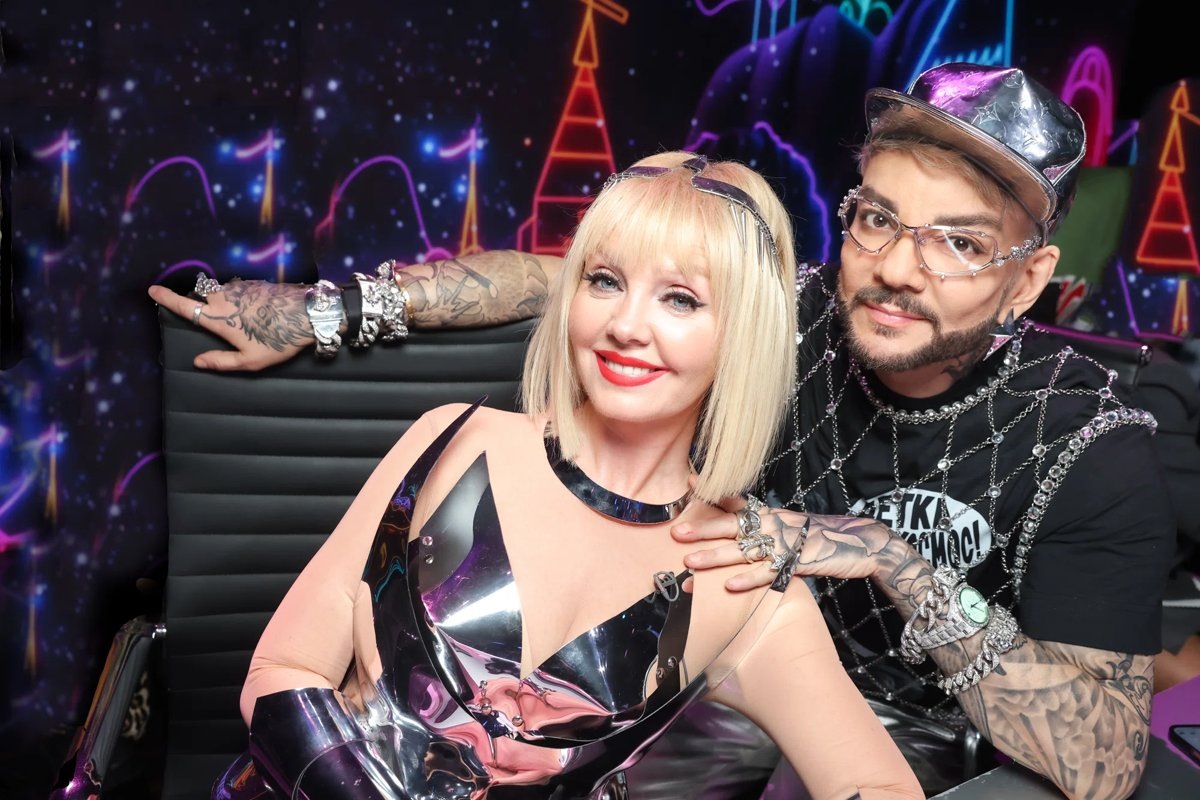     Жюри угадало, кто скрывается под маской Колибри