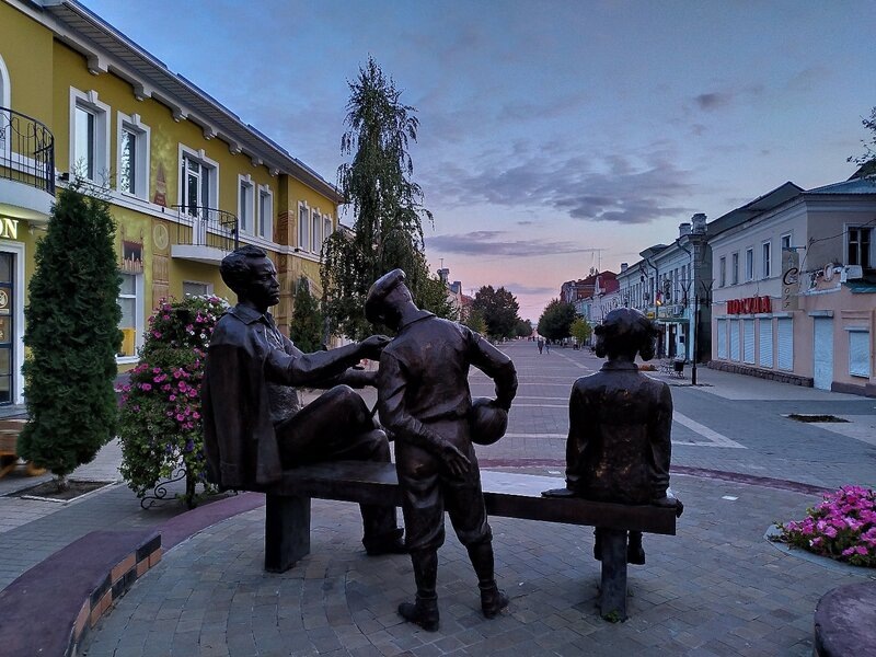 Памятник Жукову