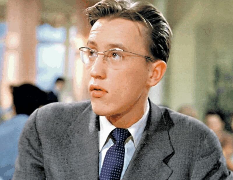    Первый супруг Людмилы — Андрей Ладынин.