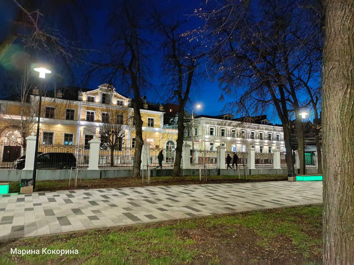 В Верхнем городском саду