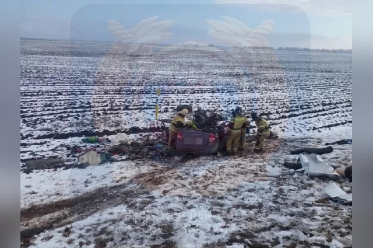    Четыре человека погибли на месте, пятый скончался в больнице.