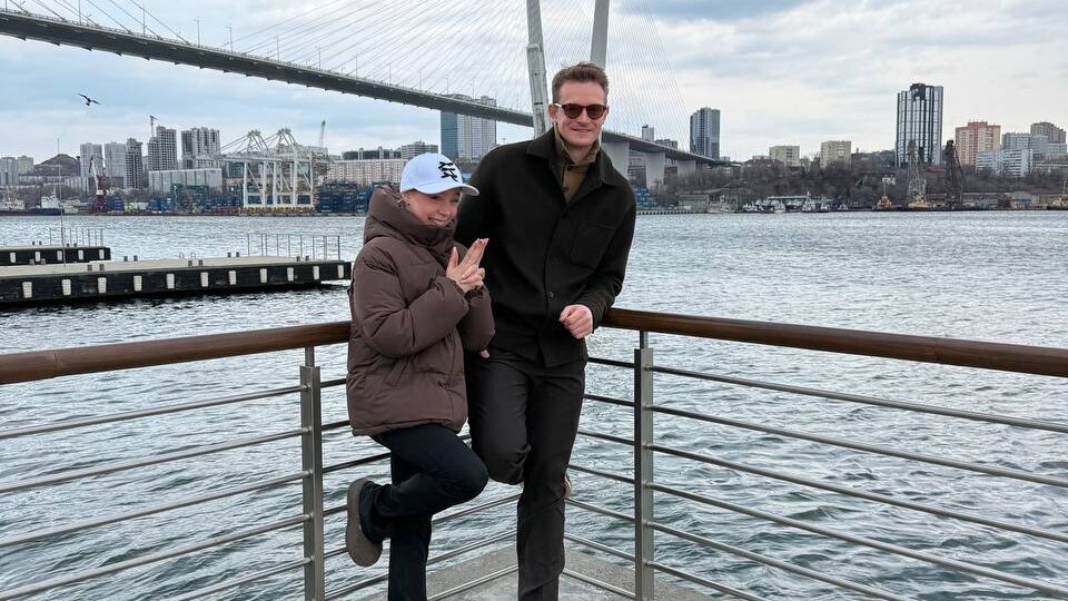 Шоу команды Этери Тутберидзе на Дальнем Востоке. Тройной аксель Игнатовой, четверной выброс Бойковой-Козловского, и четверной тулуп Петросян