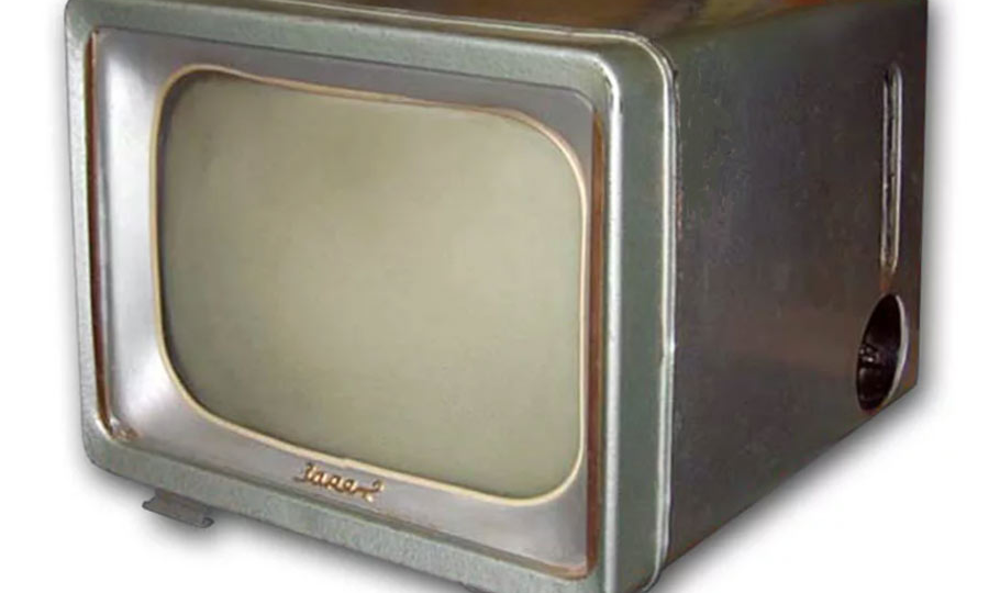 Наш старый добрый друг телек