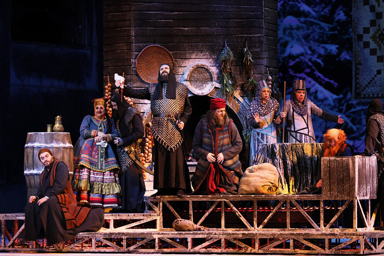 Высокий голос: Гамид Абдулов – в двух премьерах Мариинского