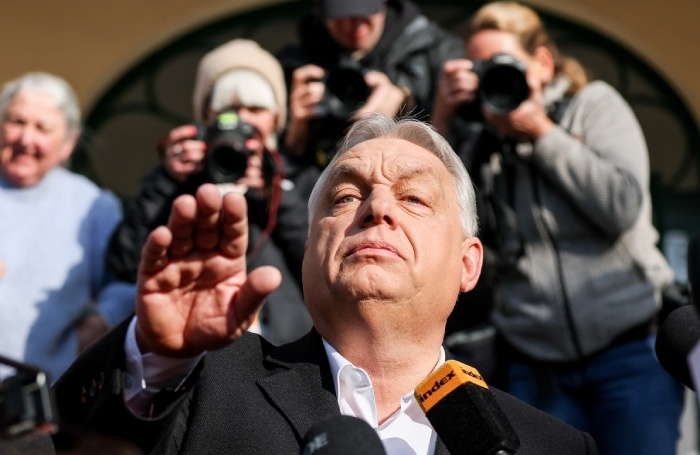    Виктор Орбан после голосования на избирательном участке. Александр Рюмин/ТАСС