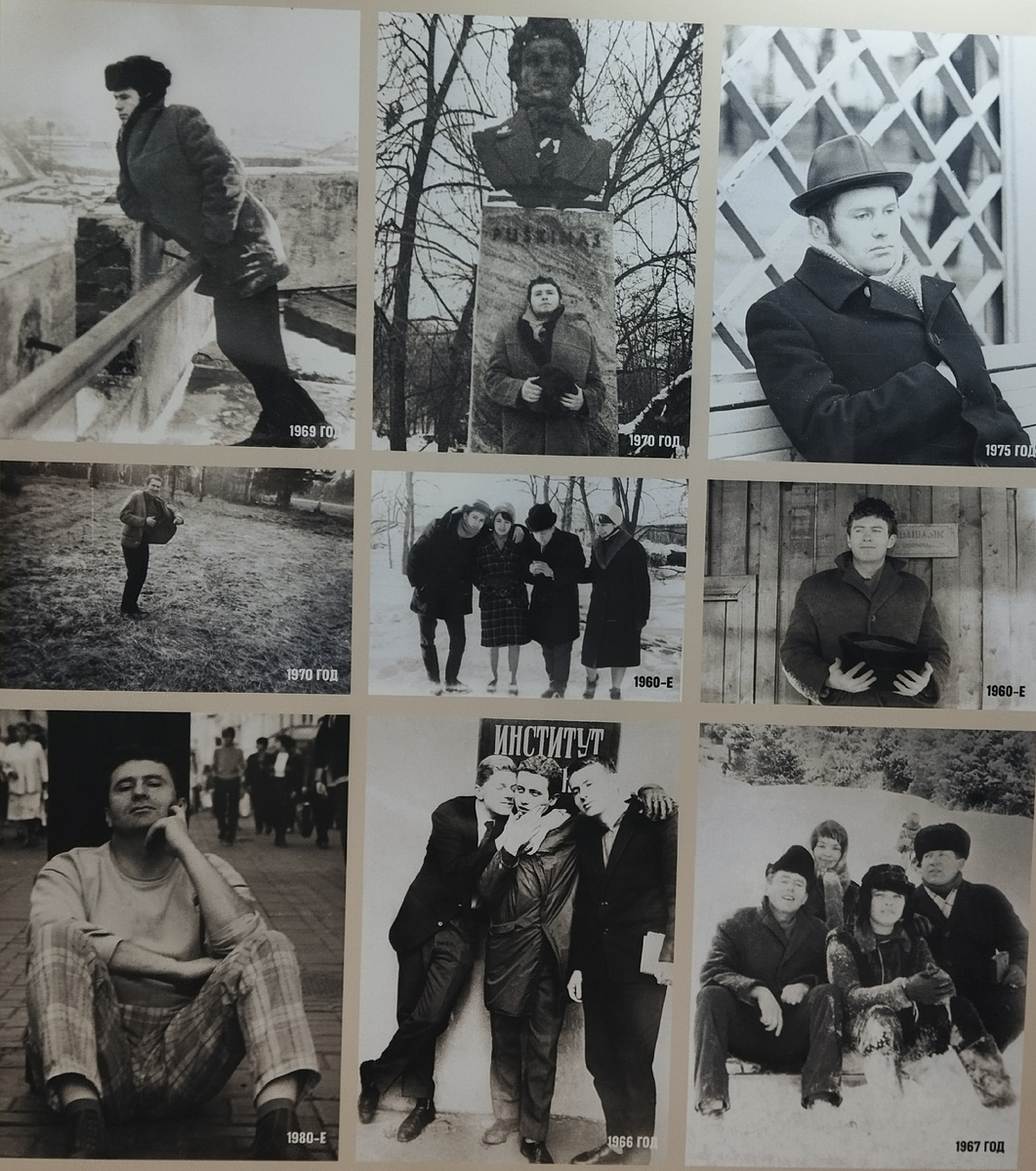 Фрагмент экспозиции выставки. Фото из личного архива В.В.Жириновского(1960-е – 1980-е годы). ЗДЕСЬ и далее фото автора и(или) из личного архива автора, если не указано иначе.