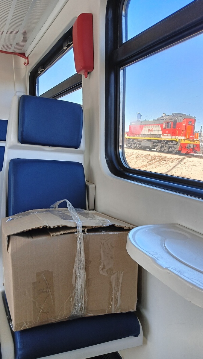 Загадка таинственной коробки открыта: винтажные красивости на стол. Фото автора 