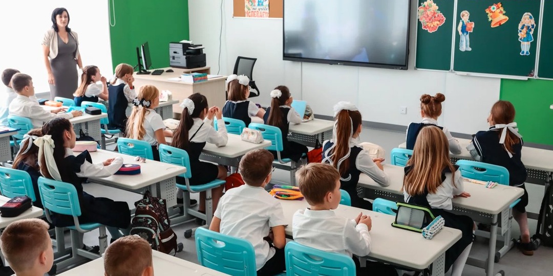 В школы хотят вернуть общественно-полезный труд, как в СССР