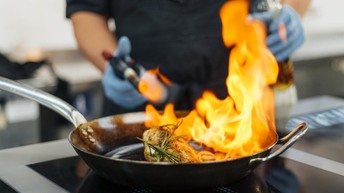 Приготовление еды на четверть уменьшает риск развития деменции