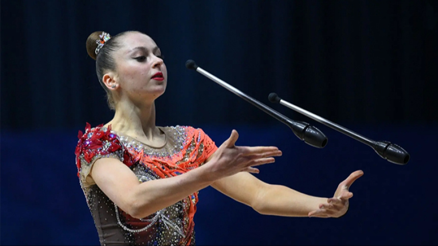    Фото: MAX/Небесная грация / Художественная гимнастика//skygraceacademy; 5-tv.ru