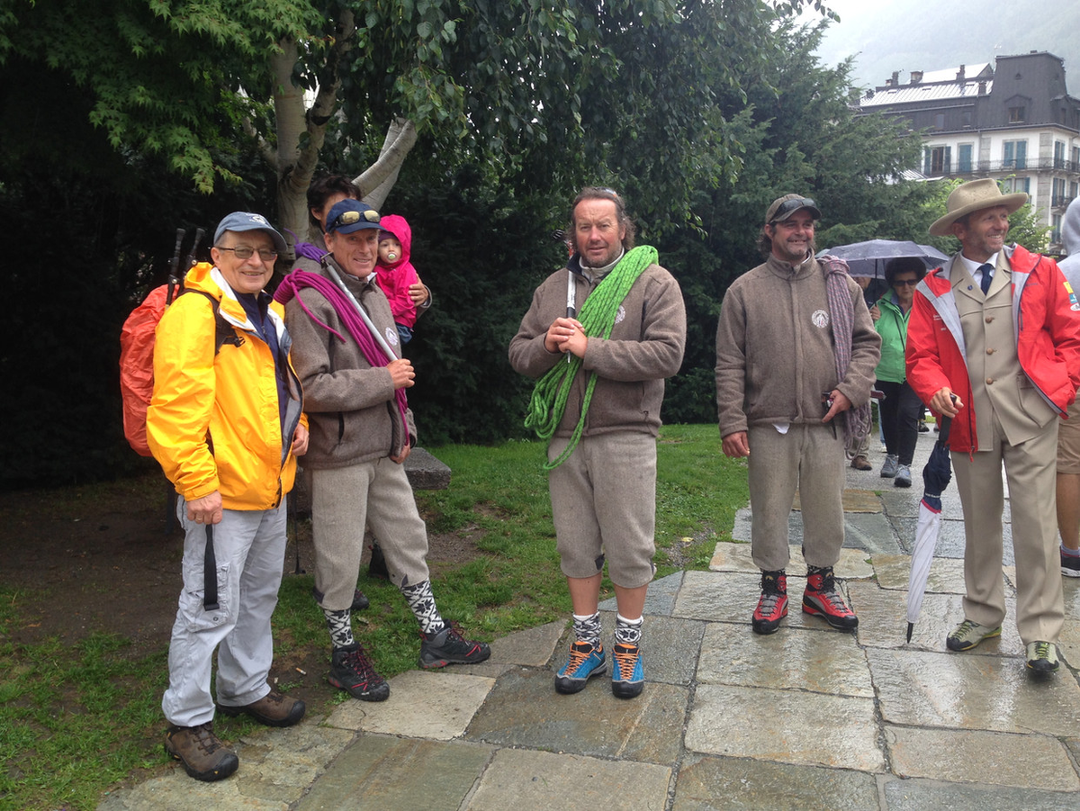 С альпийскими гидами, Шамони.