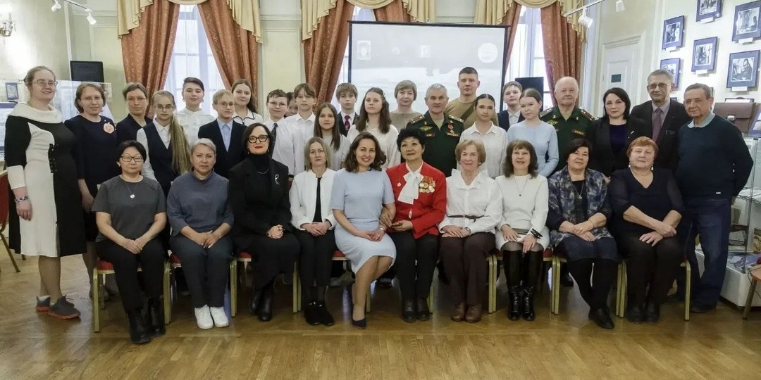 День космонавтики — это значимый праздник, который отмечается 12 апреля