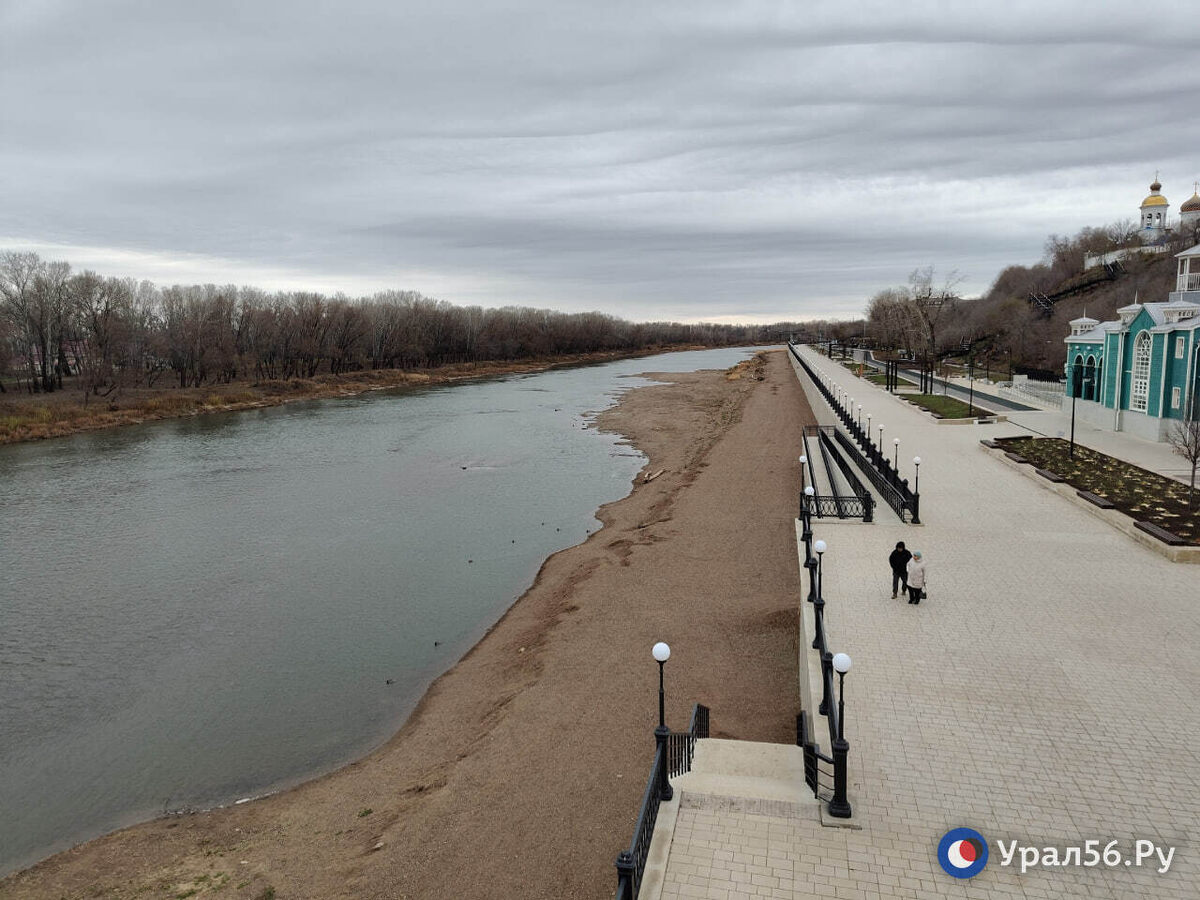    Уровень Урала в Оренбургской области ниже Ириклы продолжает падать. Поднялась Дема