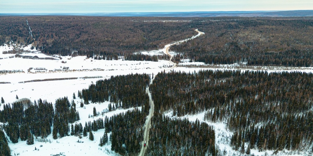 Есть 800 километров автозимника!