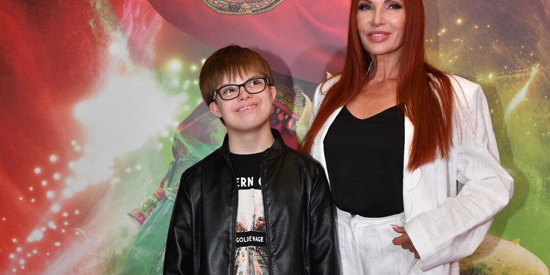 Эвелина Бледанс призналась, что ее отговаривали забирать особенного сына из роддома