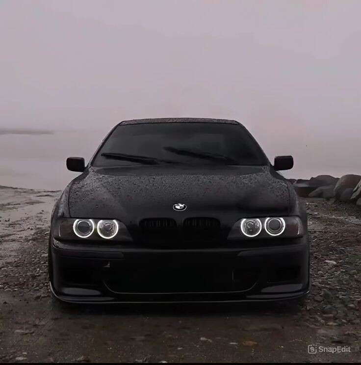 BMW - e39. Картинка взята из Яндекс картинки.