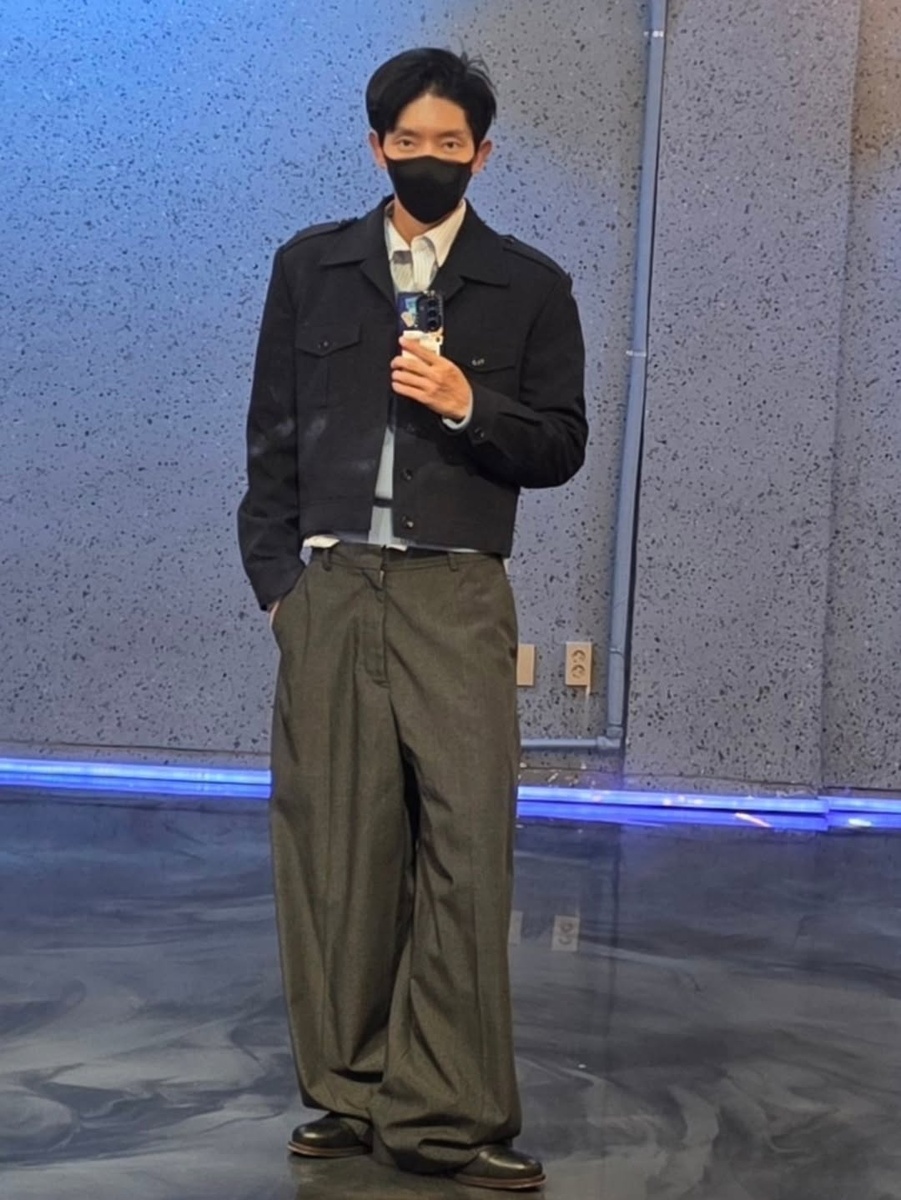 А наверное такие куколки имели бы успех... да простят меня фанаты и боги маркетинга. 