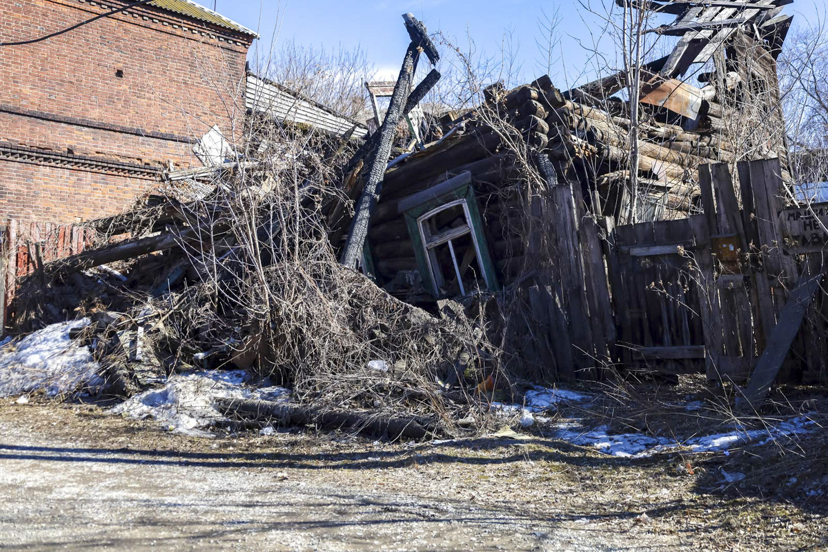 Огонь буквально за минуты уничтожил частный дом.  Фото: ФедералПресс / Елена Майорова