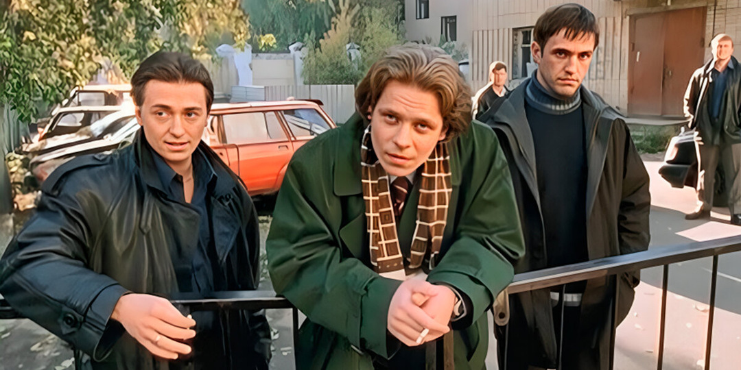 Сериал «Бригада»: что вы не знали о сериале 20 лет? Скрытые конфликты, вырезанные сцены и пророчества нейросети