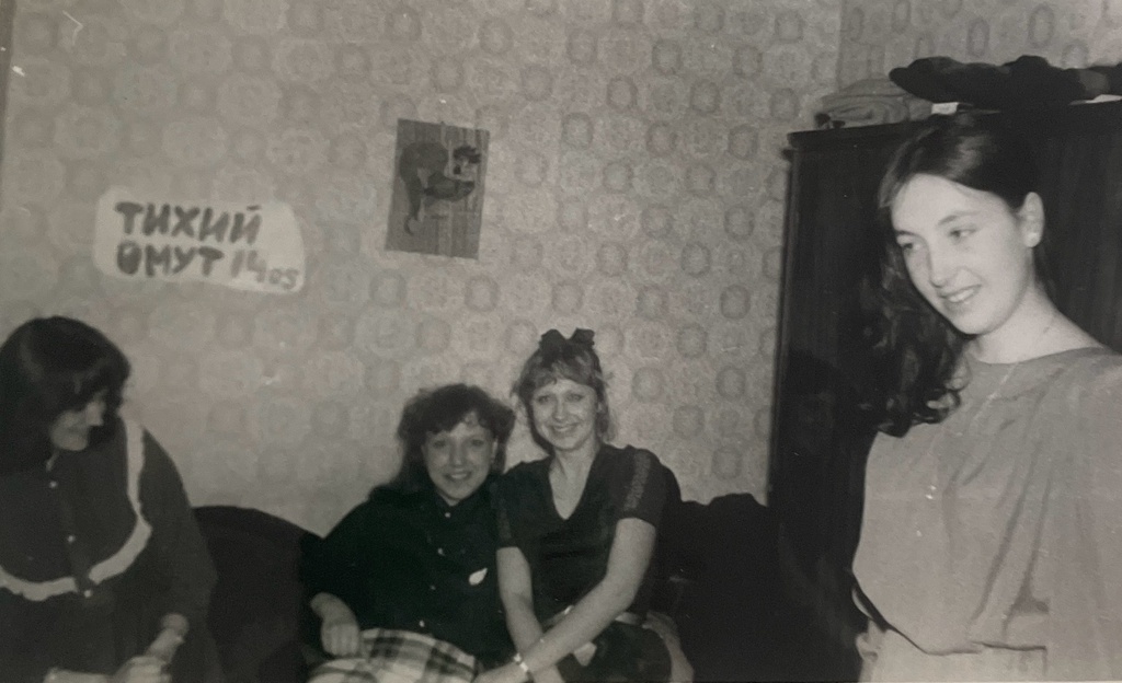 Группа 1409 Ленинградского технологического института имени Ленсовета. Неизвестный автор, 1986 год, г. Ленинград, из архива Степана Щетникова.
