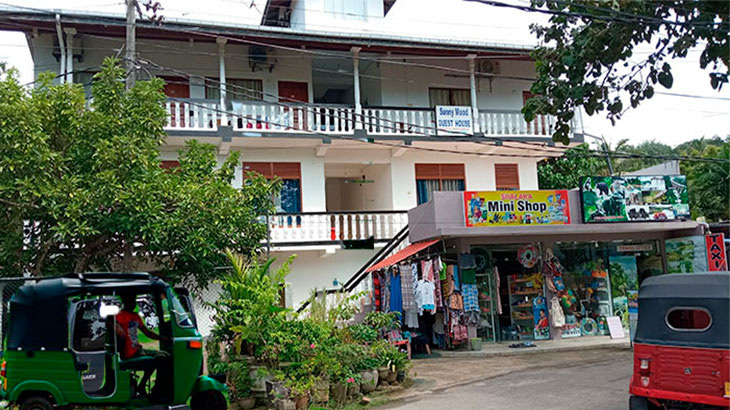  Отель "Sunny Mood Guest House", тук-тук.